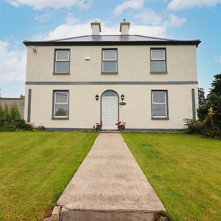 Meadow View Villa Ennis Exterior photo
