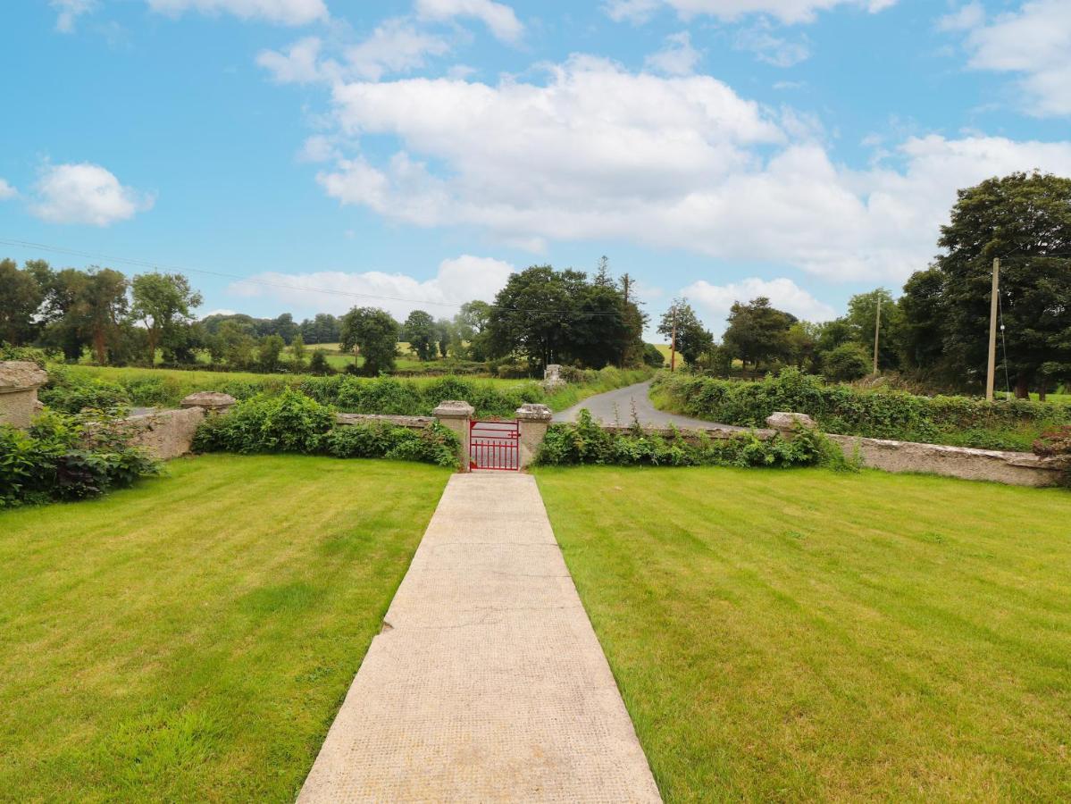 Meadow View Villa Ennis Exterior photo